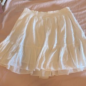 🤍 white old navy’s women’s skirt size M